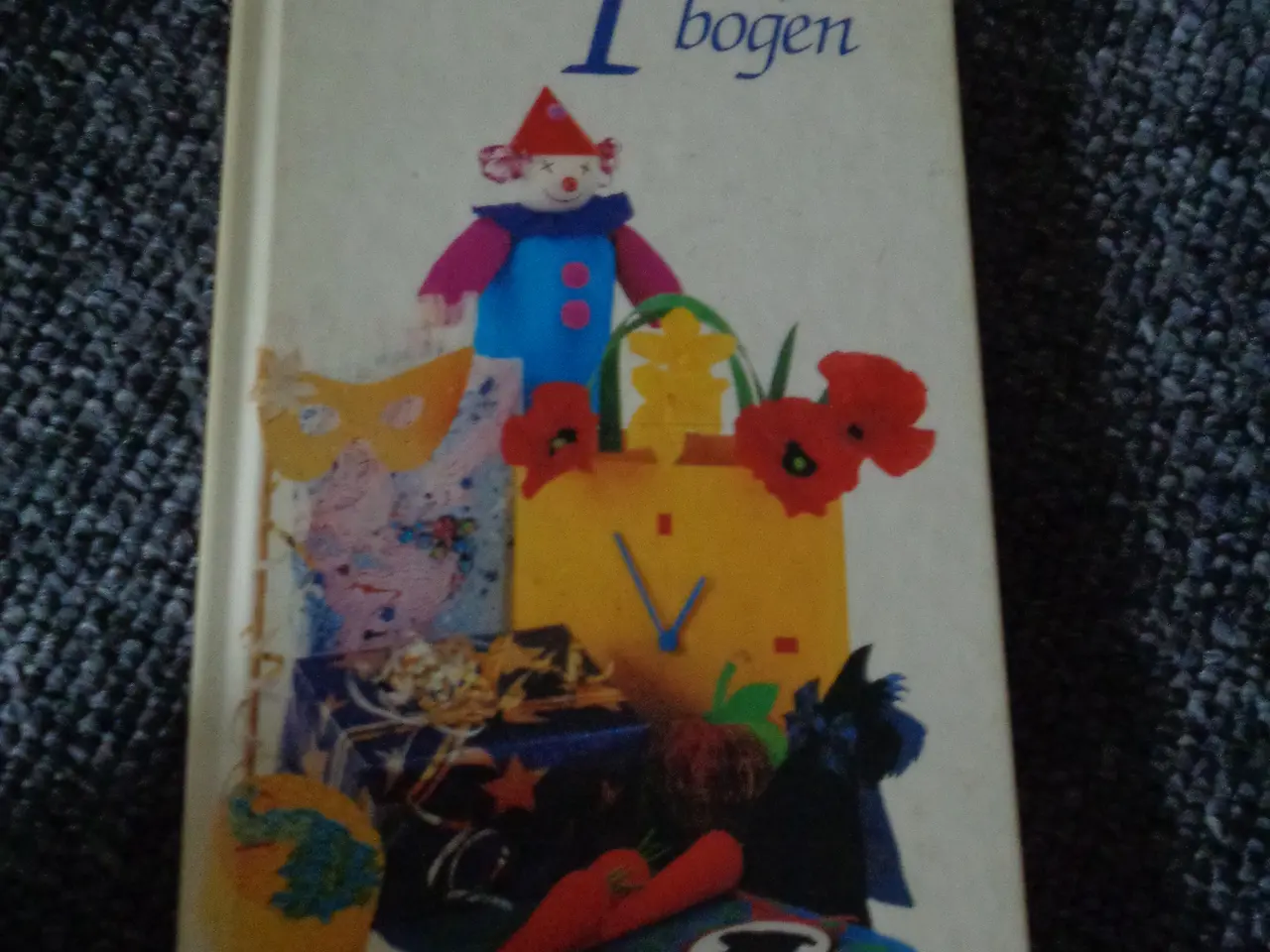 Billede 1 - Papir bogen