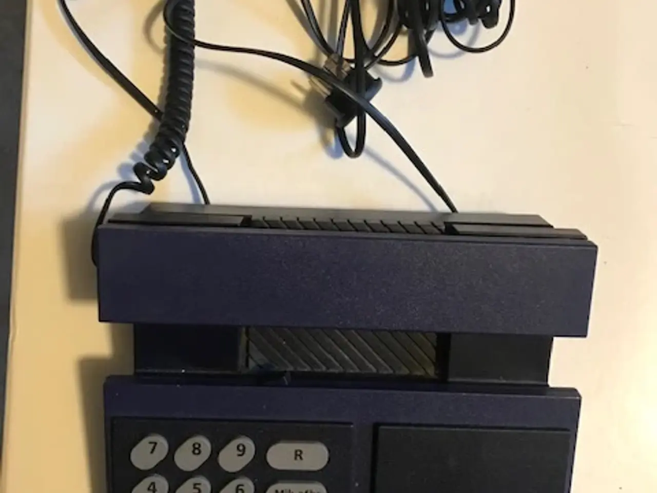 Billede 1 - Ældre fastnettelefoner for samlere