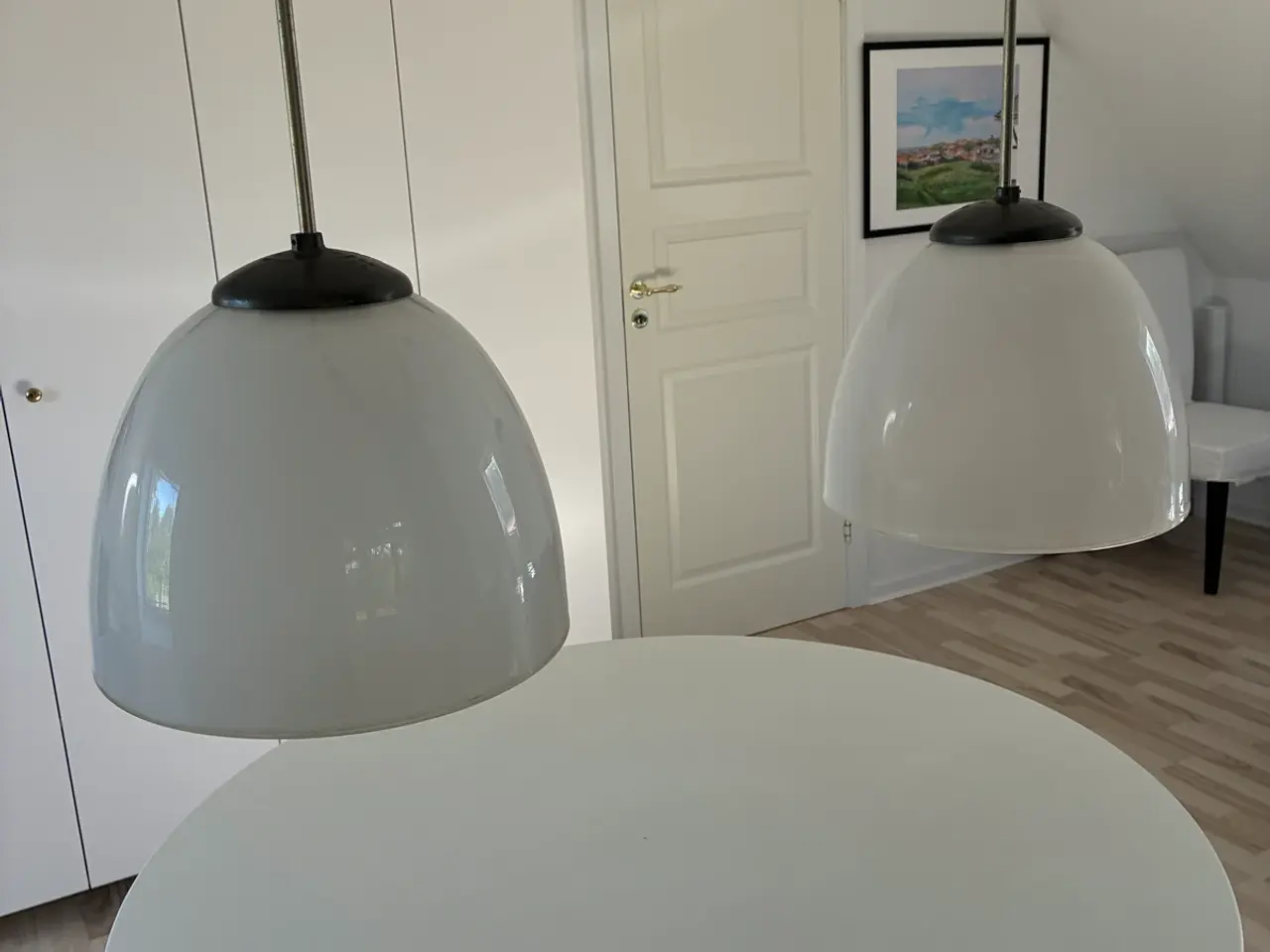 Billede 4 - Loftslamper 2 stk. i hvidt glas