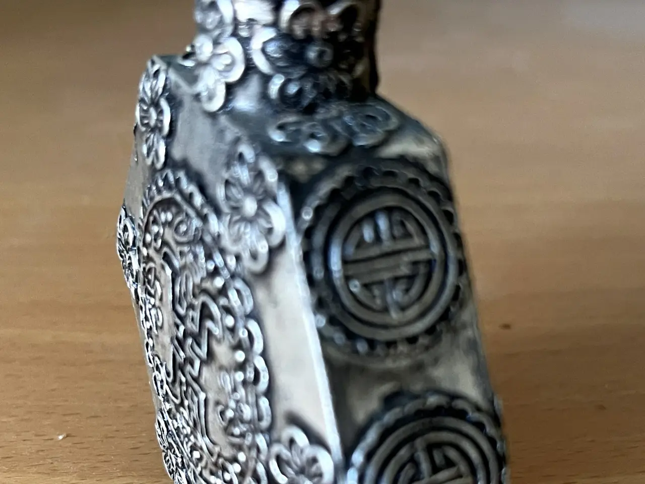 Billede 2 - Opiumsflaske /duftflaske metal - langt liv symbol