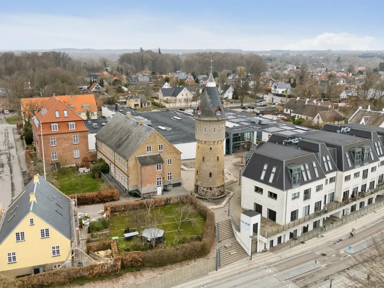 Billede 2 - Erhvervsejendom med mulighed for omdannelse til boliger
