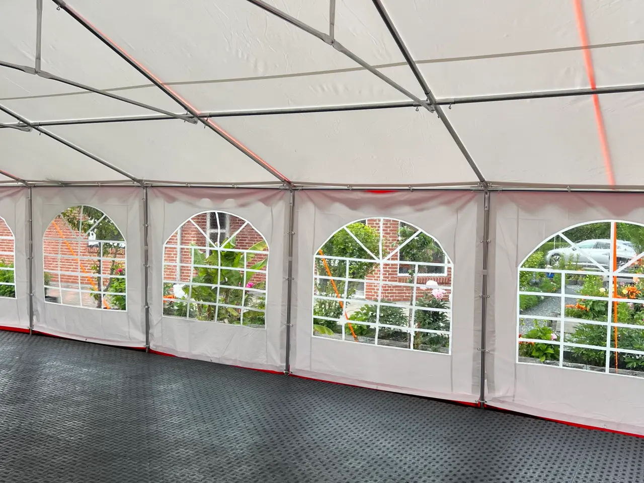 Billede 8 - 6x12 M professionelt partytelt udlejes