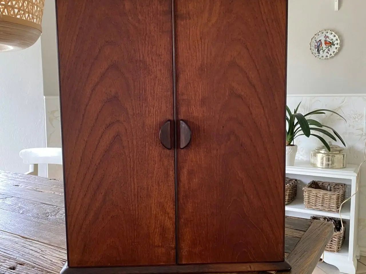 Billede 1 - Dansk vintage sminkeskab i teak