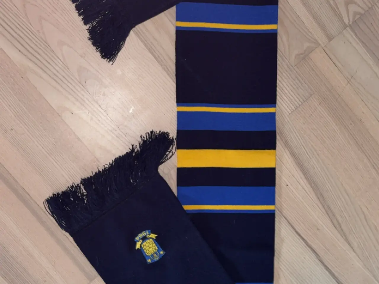 Billede 2 - Halstørklæder (Brøndby)