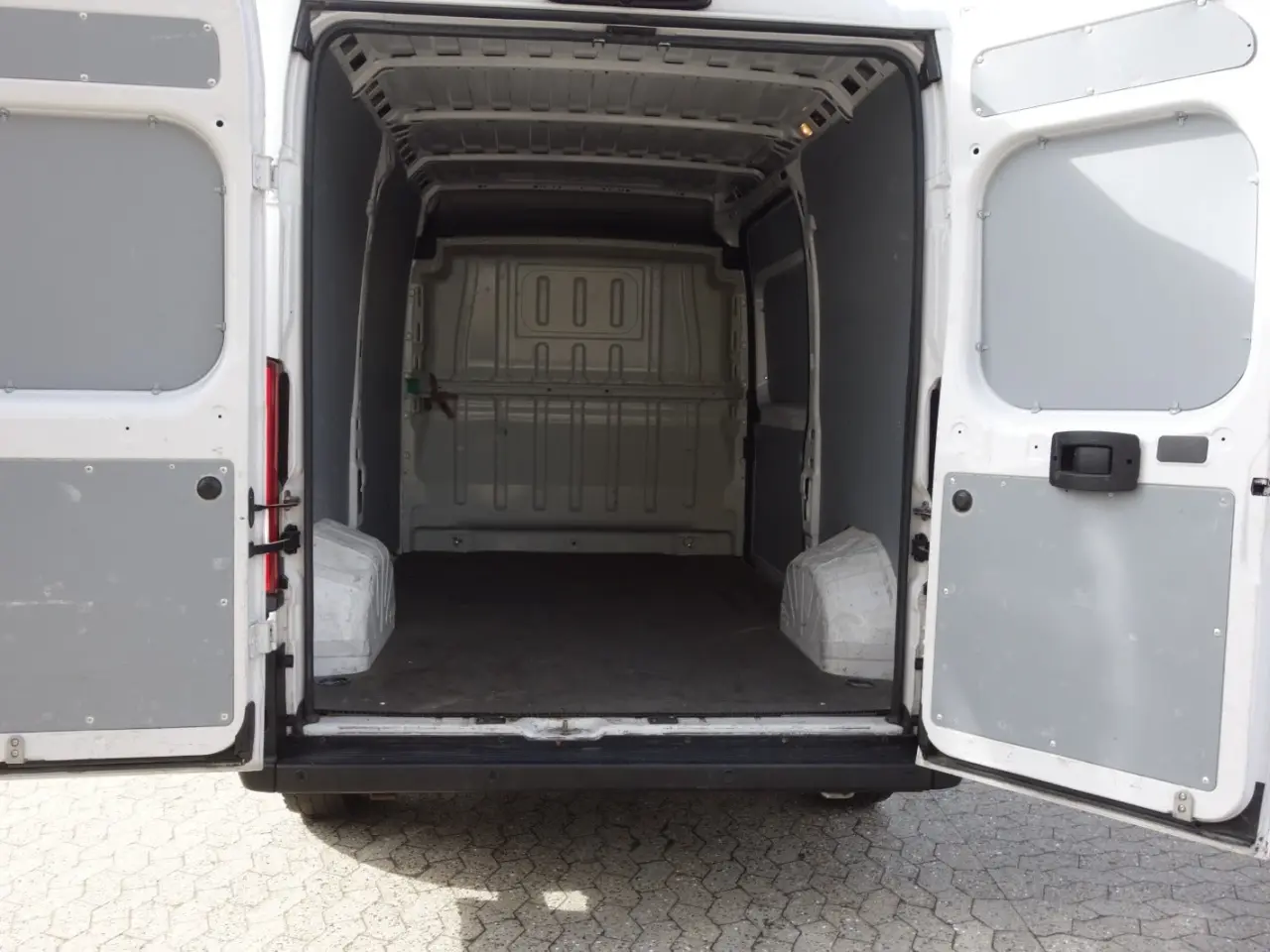 Billede 18 - Fiat Ducato 35 2,3 MJT 140 Kassevogn L2H2 Pro+