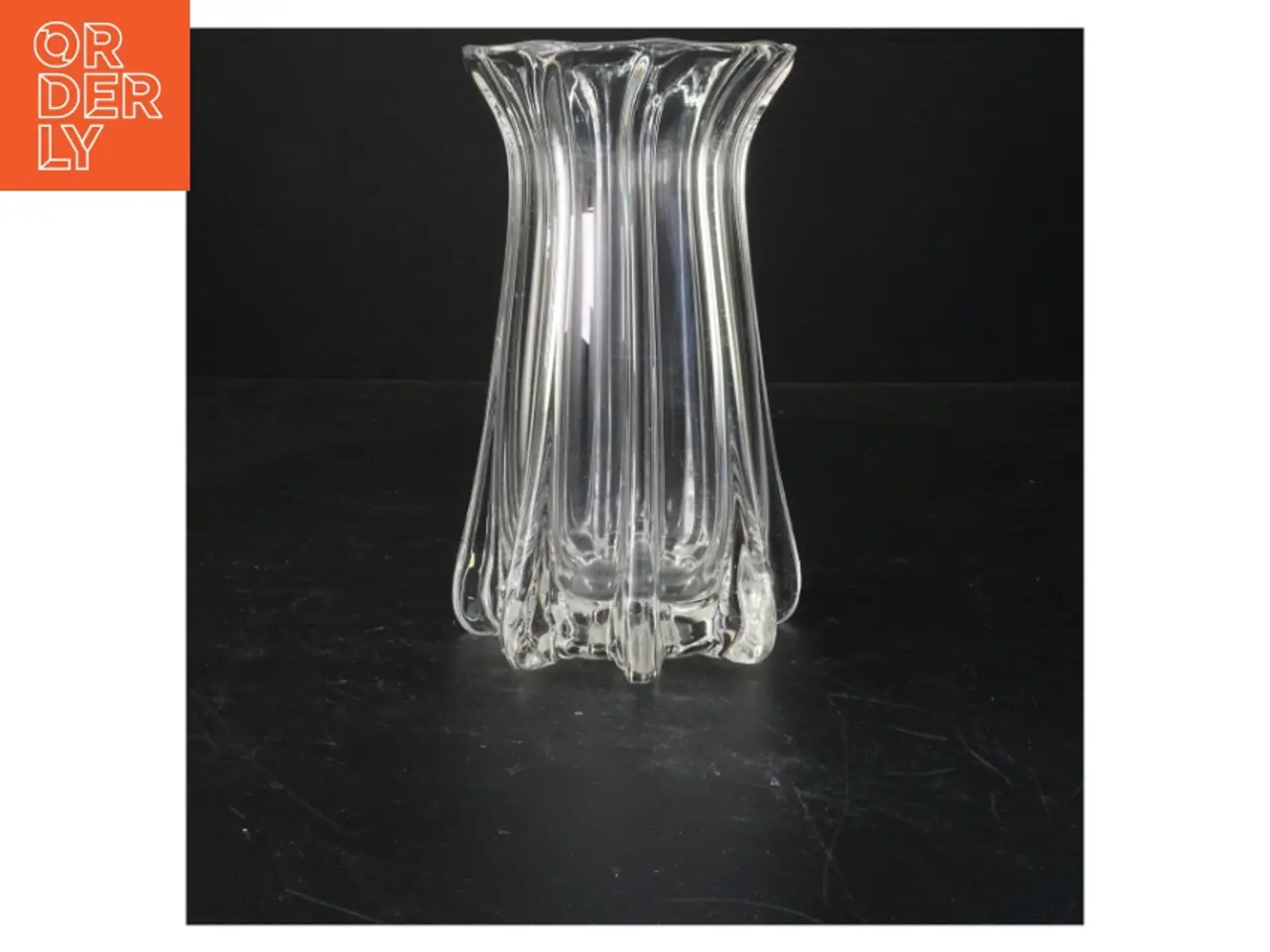 Billede 1 - Glasvase i klart glas (str. 19 cm)