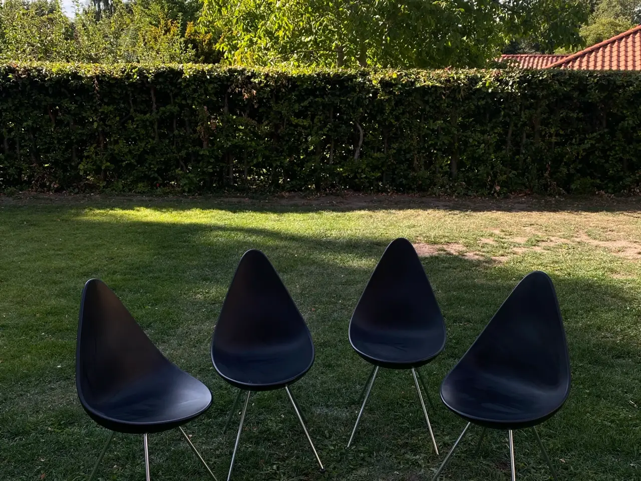 Billede 1 - Fritz Hansen Dråben af Arne Jacobsen