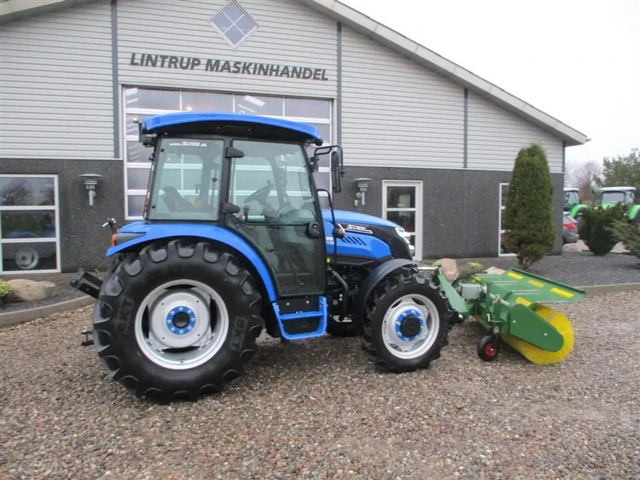 Billede 7 - Solis 60 Med frontlift, frontPTO og Thyregod kost