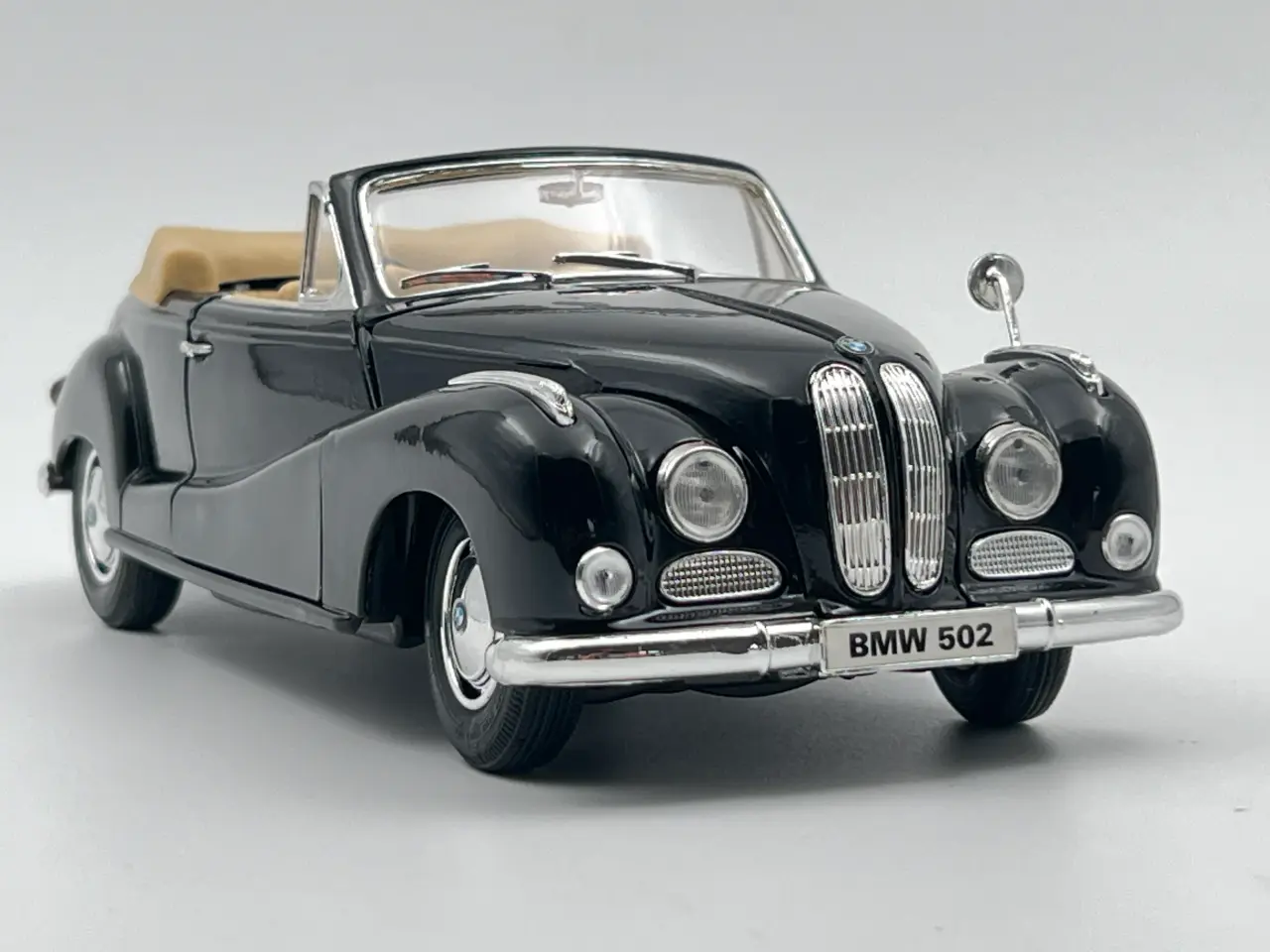Billede 7 - 1955 BMW 502 V8 Baur-Cabriolet 1:18