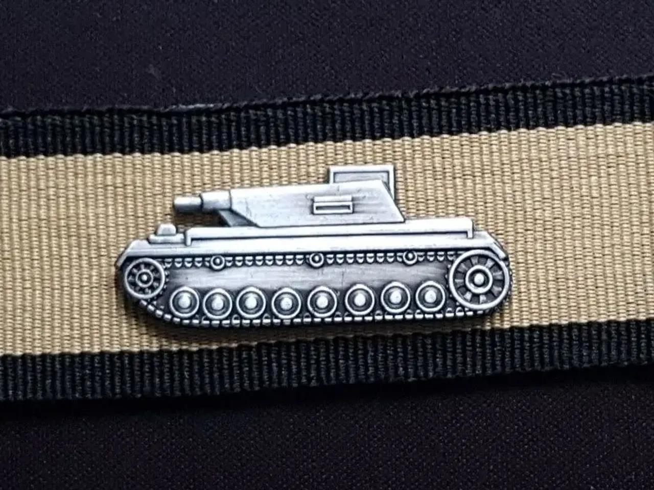 Billede 1 - Tyskland WW2 tegn for ødelagte tanks GULD