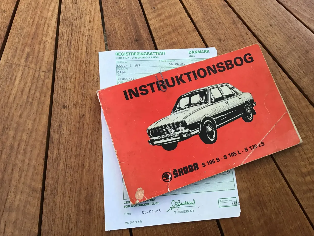 Billede 1 - Skoda 105 instrukstionsbog og reg attest 1983