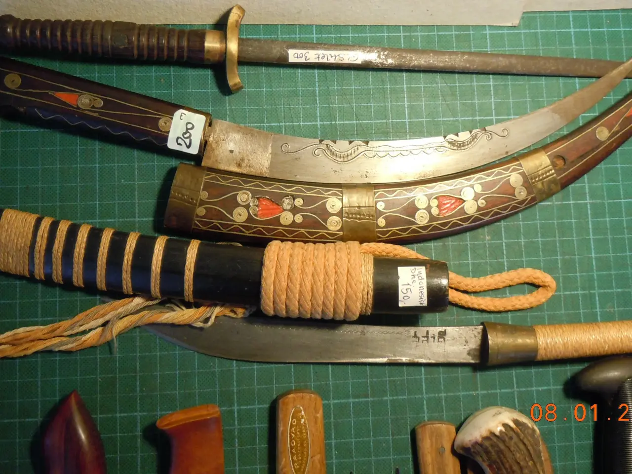 Billede 1 - Dolke, bajonetter og knive, forskellige typer.
