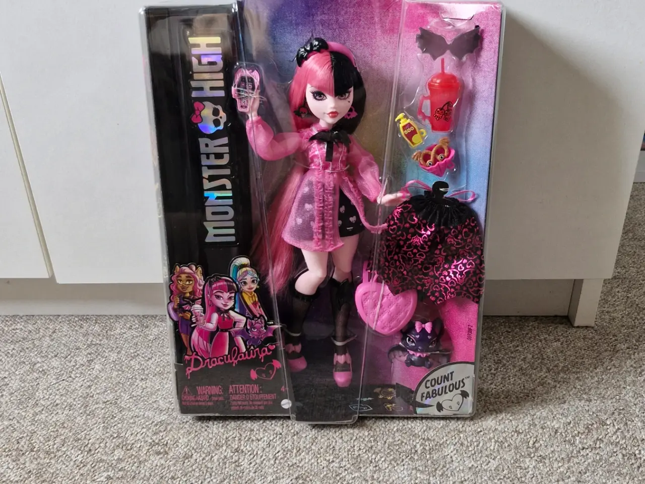 Billede 1 - Monster High, G3 Draculaura Core Dukke, HHK51