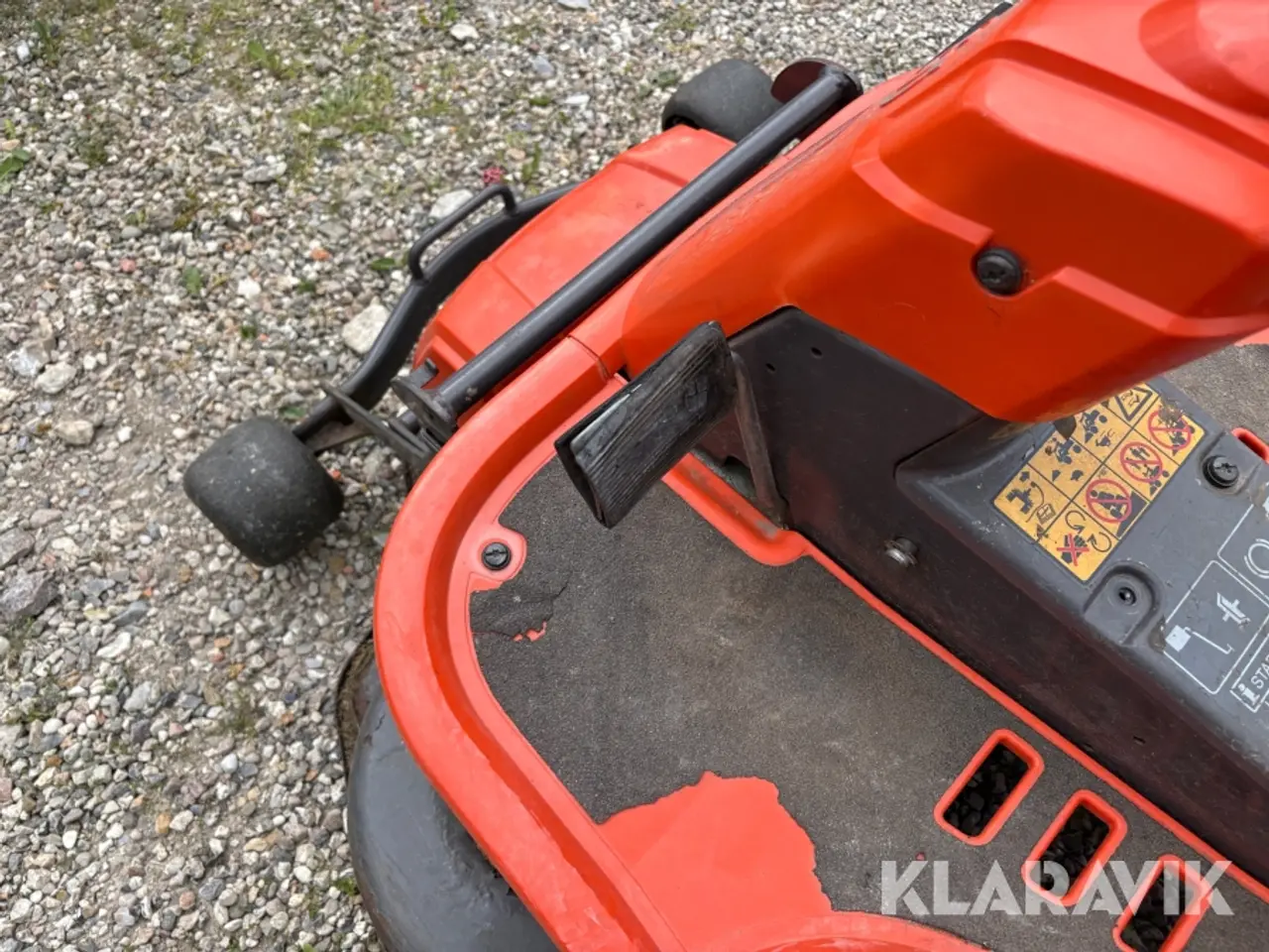 Billede 10 - Græsslåmaskine Husqvarna R11C