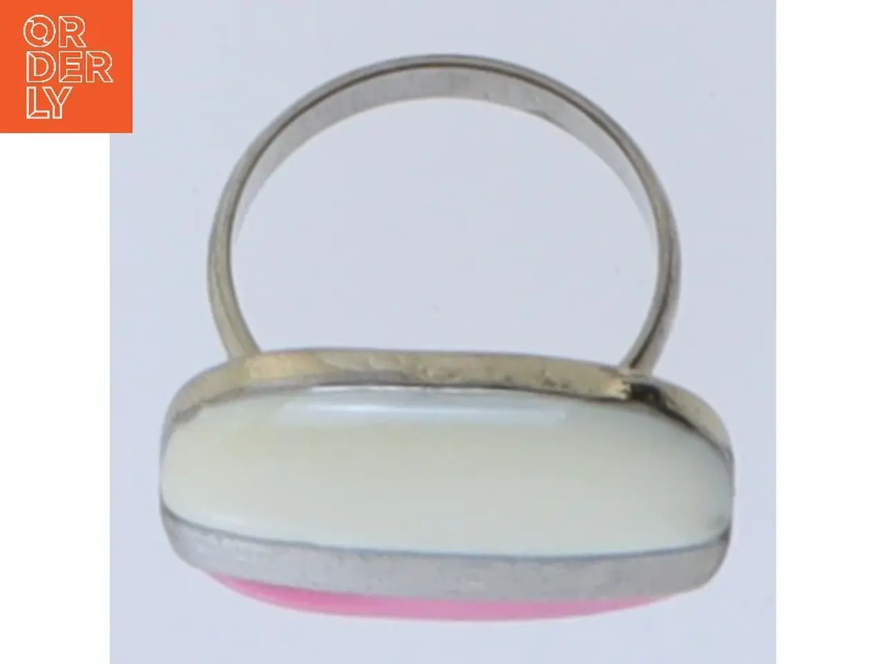 Billede 1 - Ring med farvet sten (str. 53 mm)
