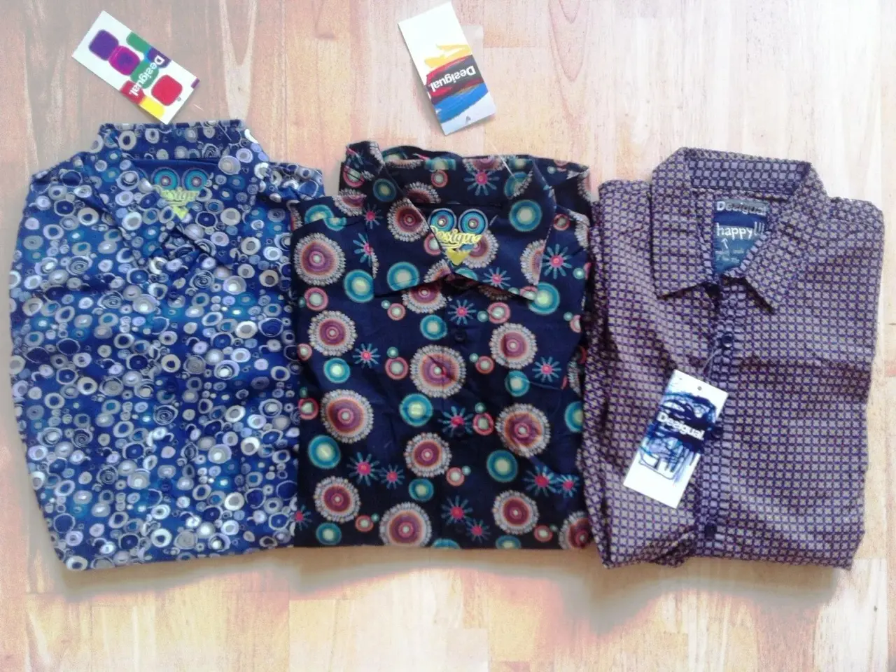 Billede 1 - Nye Desigual skjorte, str.M, 100kr