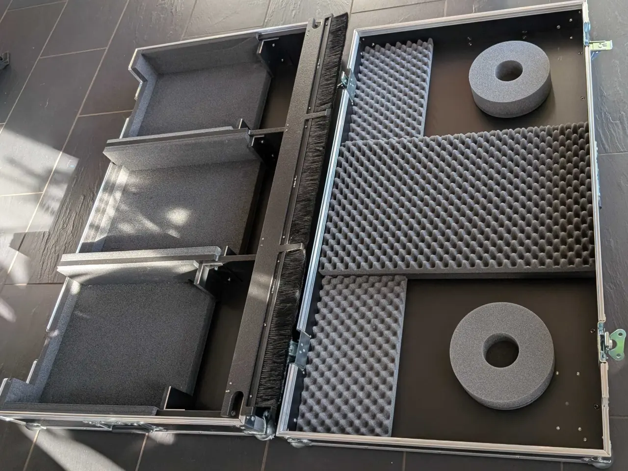 Billede 2 - Flightcase DJ Pult