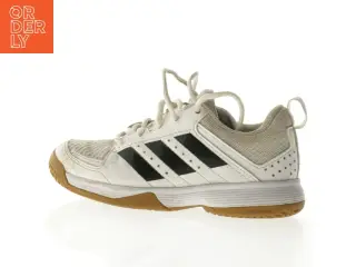 Tennis sko fra Adidas (str. 32)