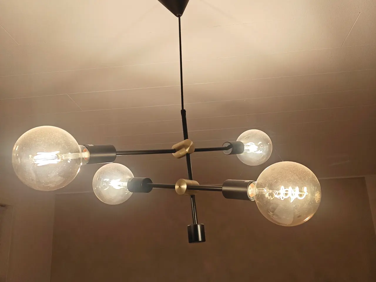 Billede 2 - Loftslampe fra Jysk