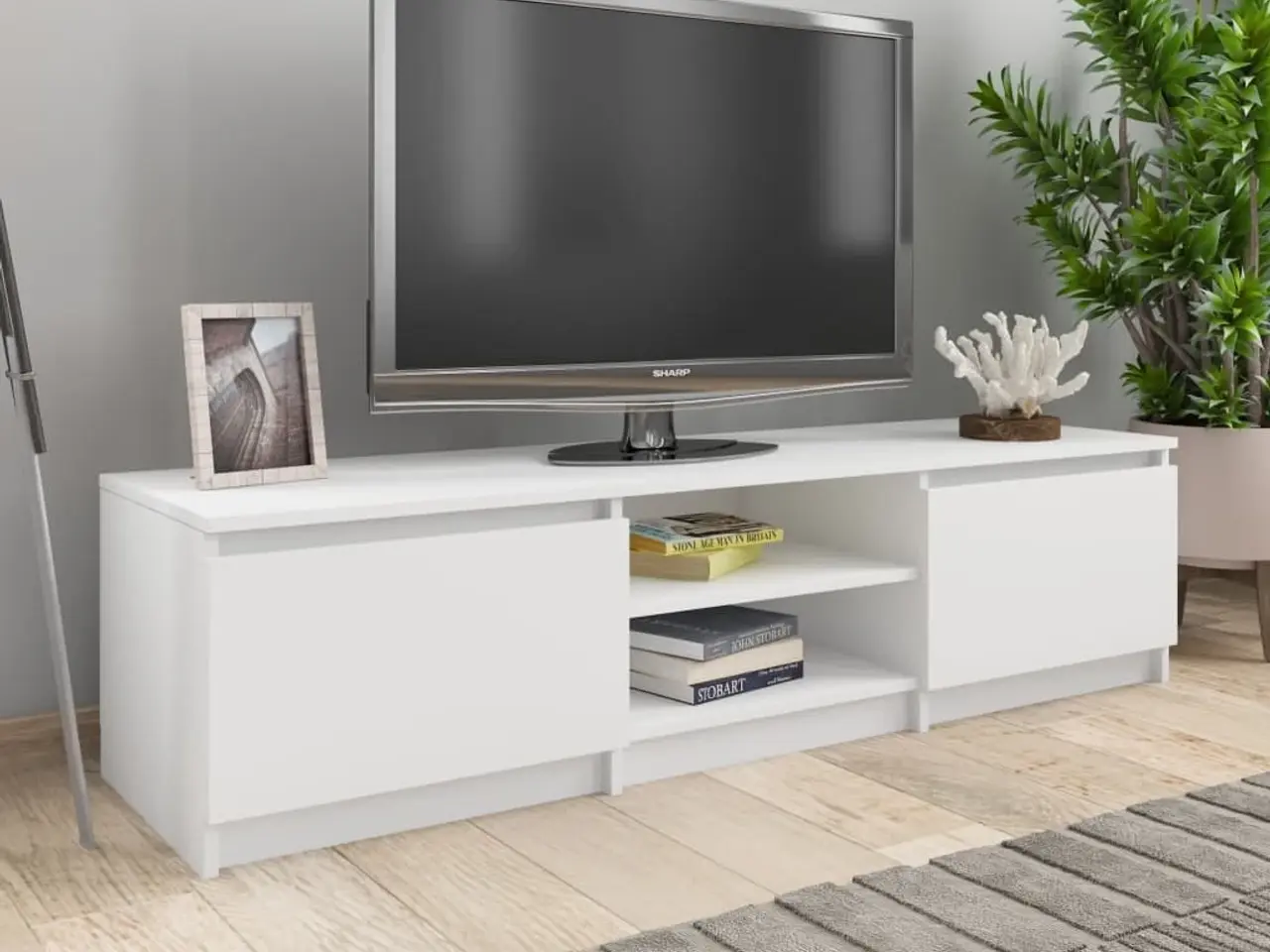 Billede 1 - TV-bord 140 x 40 x 35,5 cm i konstrueret træ - hvid