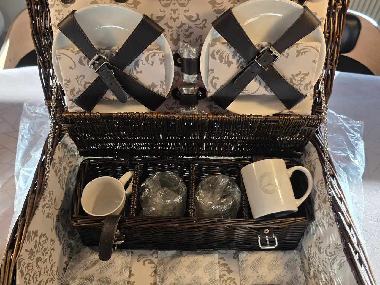 Billede 9 - Original Mercedes picnic kurv