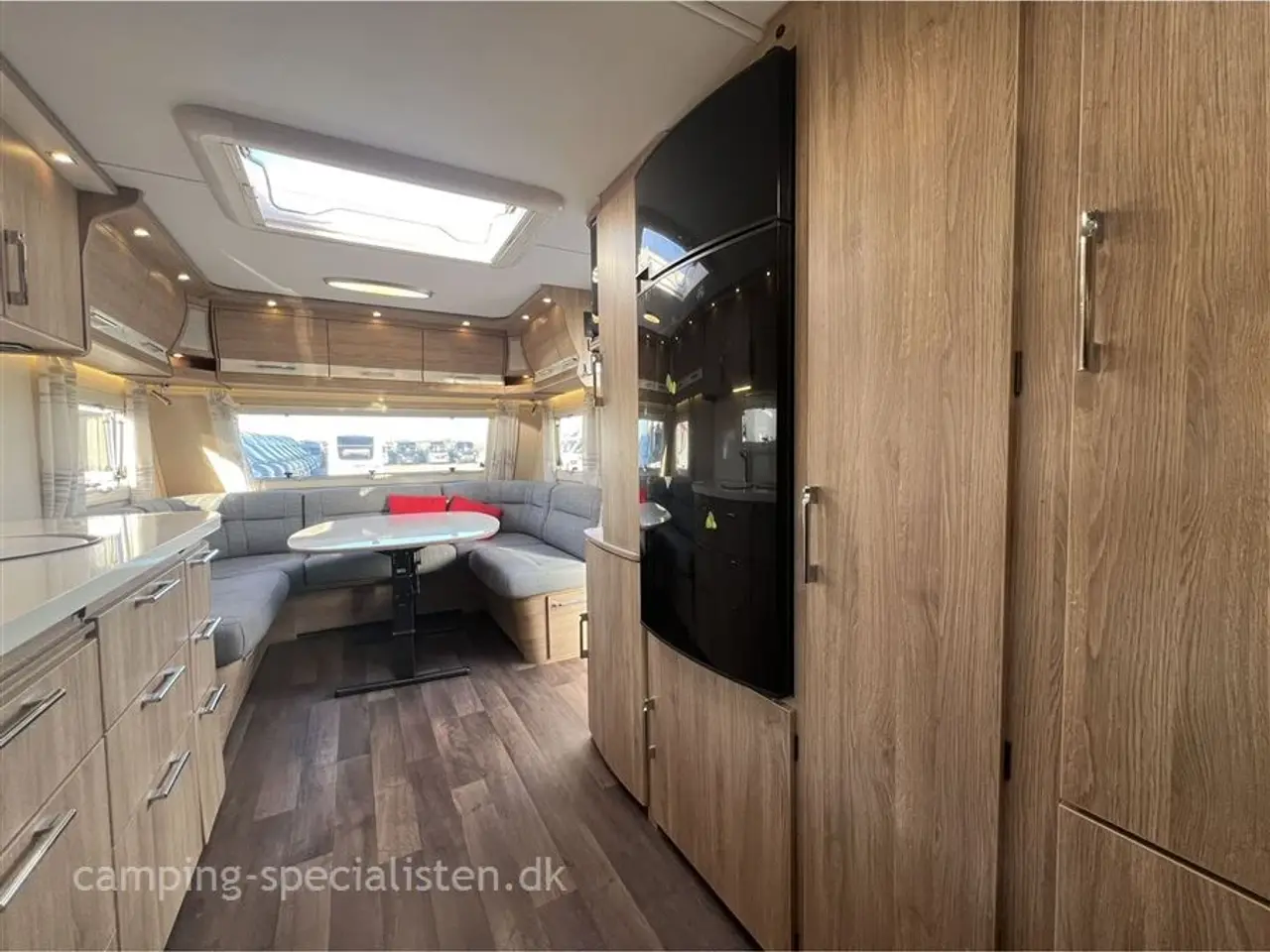 Billede 9 - 2017 - Kabe Classic 560 XL KS 2017 Kabe Classic 560 XL KS - se den nu hos Camping-Specialisten.dk