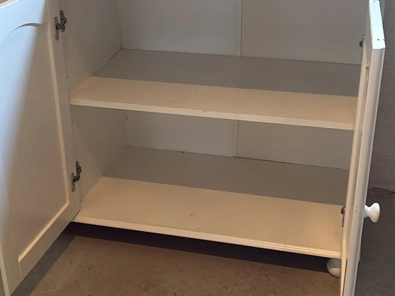 Billede 4 - Hvid skænk