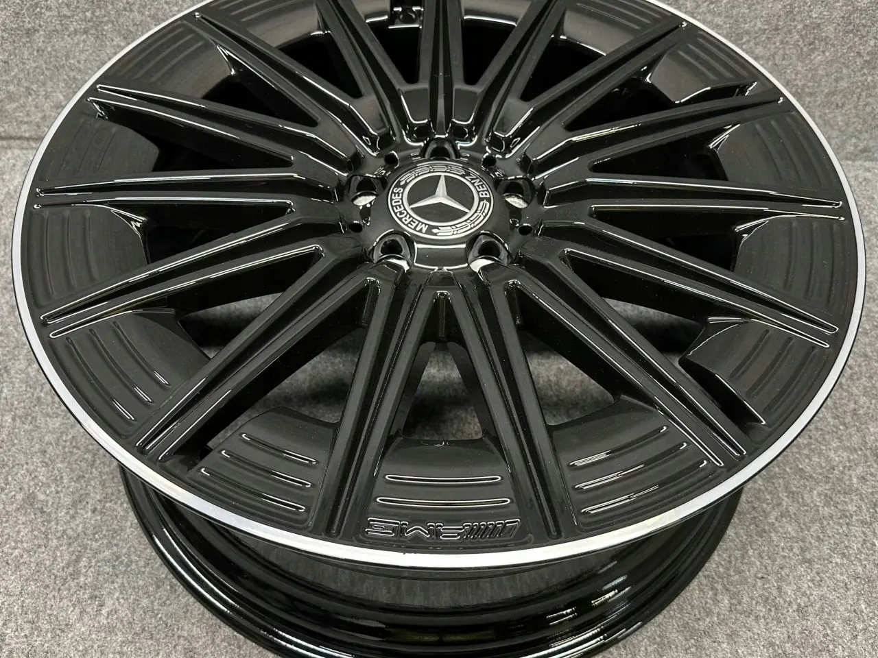 Billede 2 - ALUFÆLGE MERCEDES GLA GLB KLASSE AMG 247 X247 20"