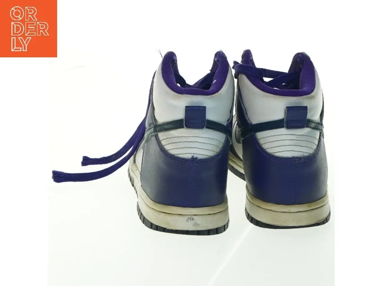 Billede 4 - Nike sko blå og hvide (str. 35,5 )