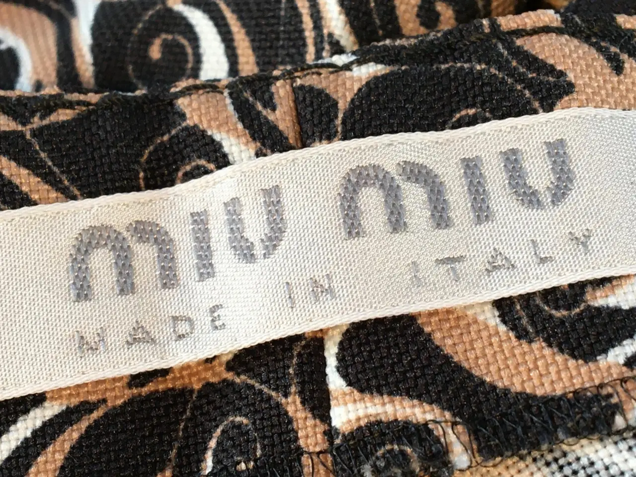 Billede 7 - Miu Miu, mønstrede bukser, str 36