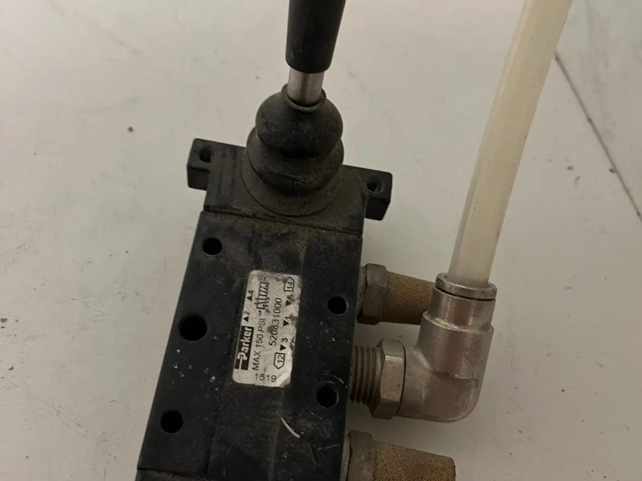 Billede 3 - Parker 5203.31000 Pneumatic Lever ventil 5/2 1/4"