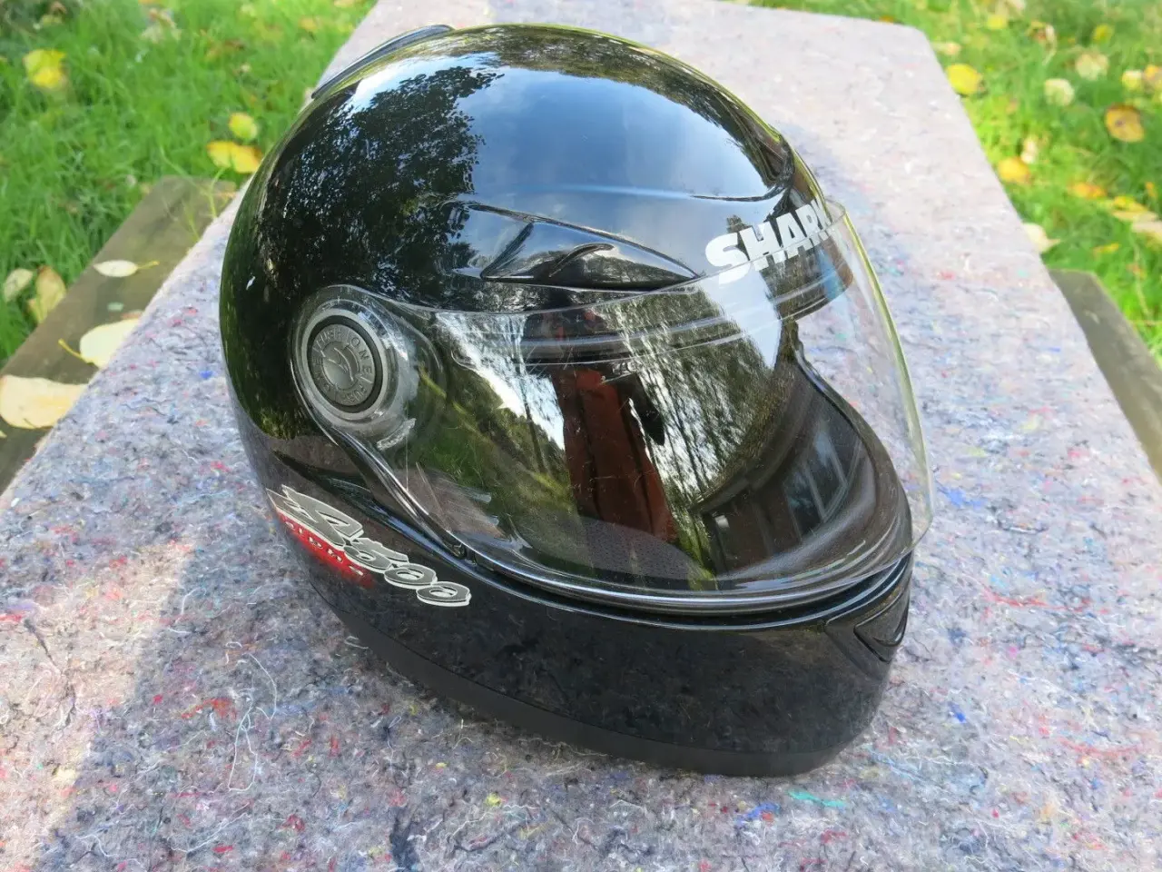 Billede 1 - Styrthjelm Shark fullface