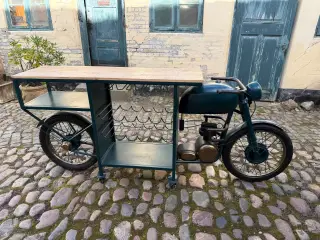 Motorcykel bardisk i flot farve