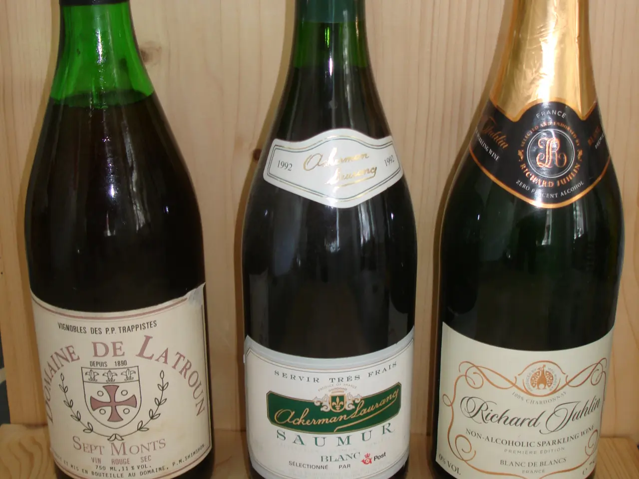 Billede 2 - Flasker vin bruges til udstilling, pr. stk. 20 