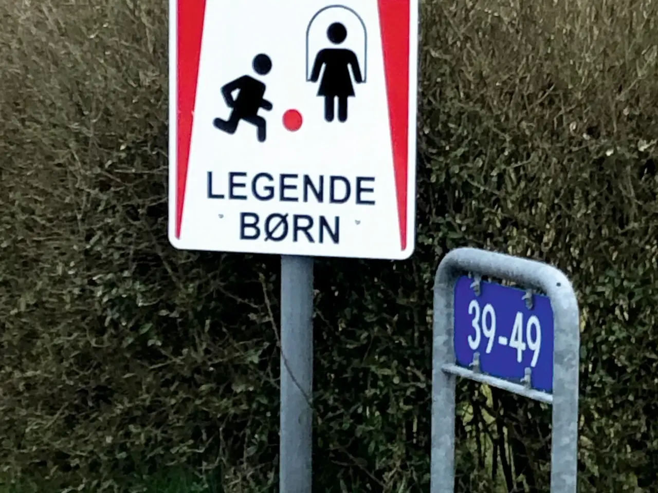 Billede 7 - Skilt Pas på Legende børn