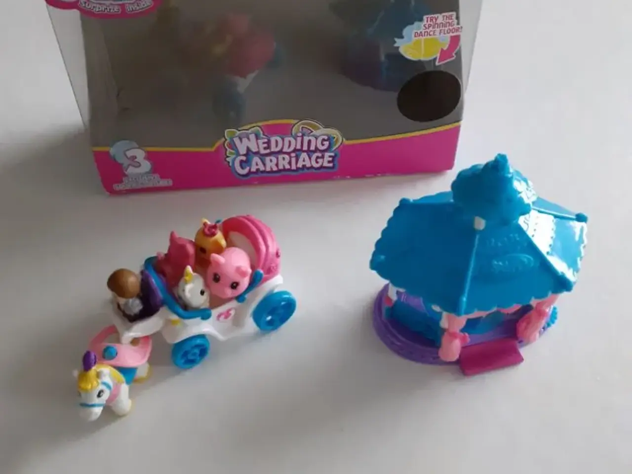 Billede 1 - Squinkies hestevogn