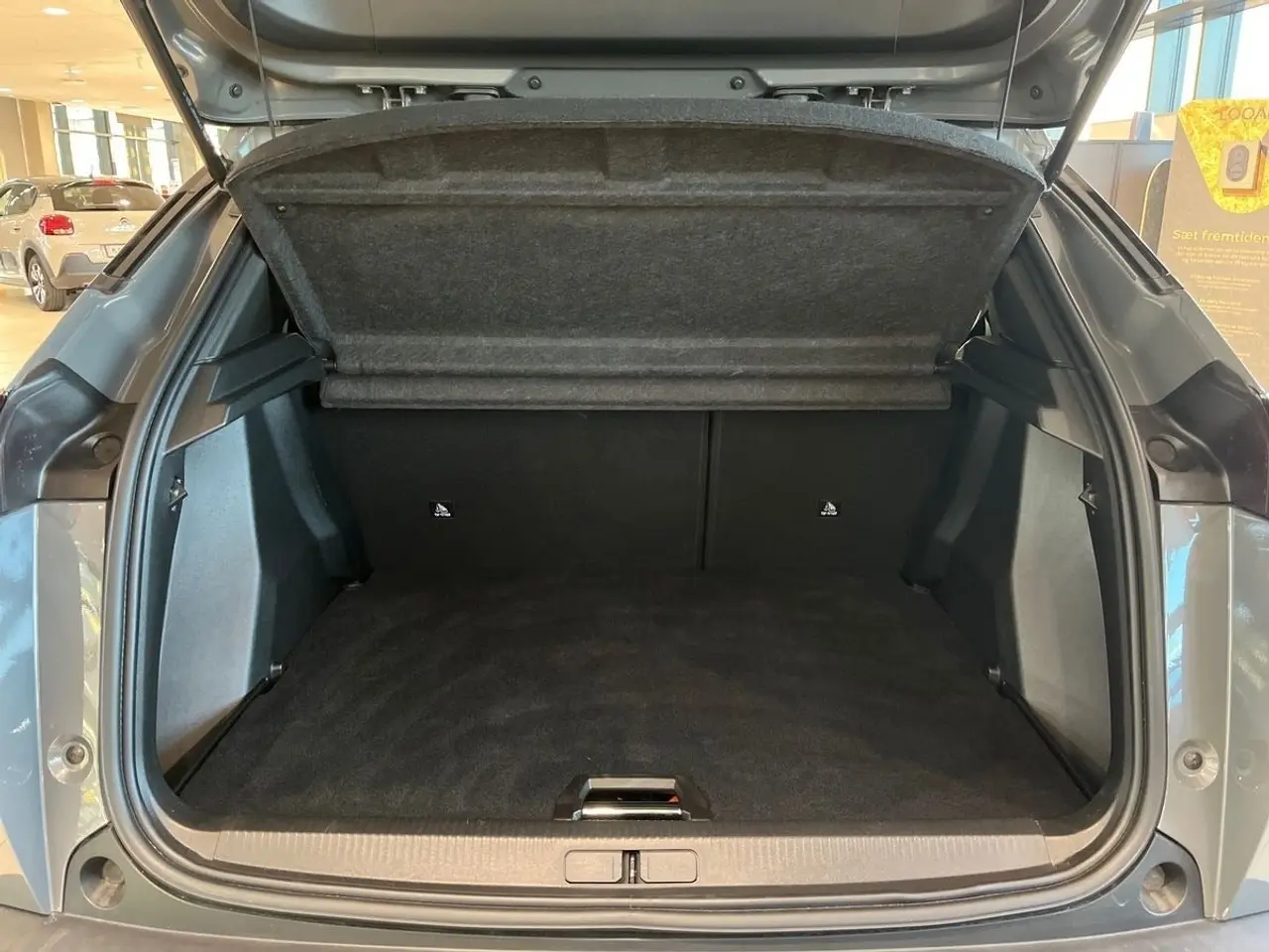 Billede 16 - Peugeot e-2008 54 Allure