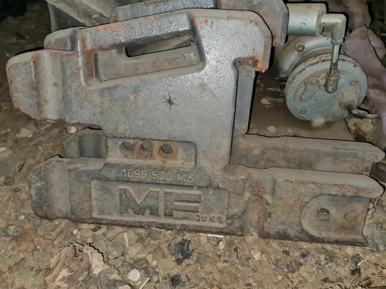 Billede 1 - MF - Massey Ferguson vægtklodser købes