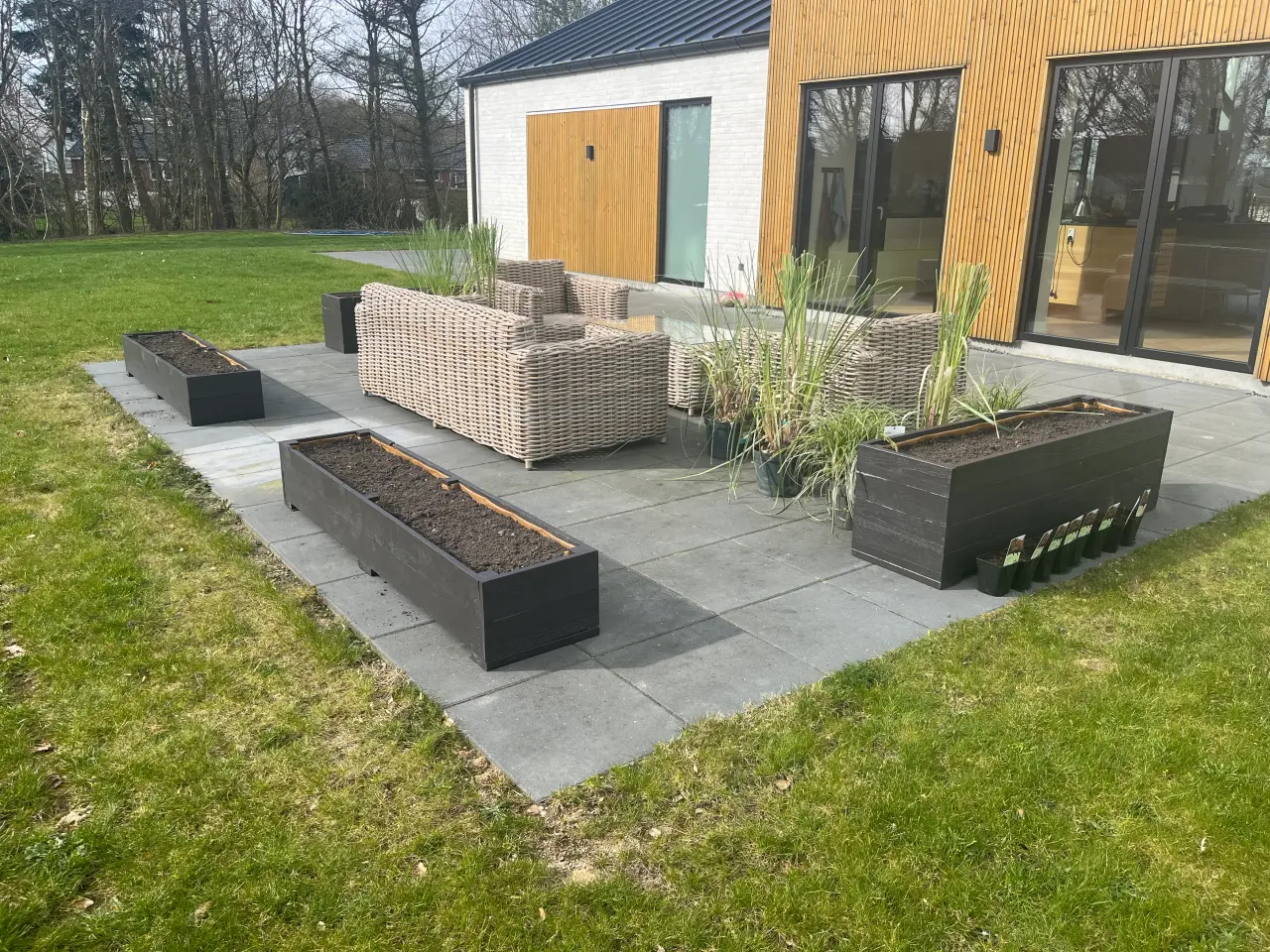 Billede 1 - Plantekasser / højbede