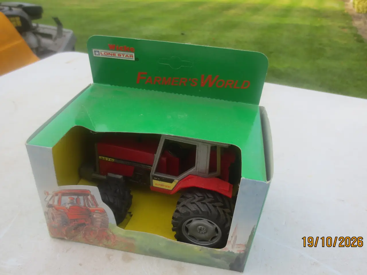 Billede 1 - 1 stk Ny Modeltraktor Massey Ferguson 3070