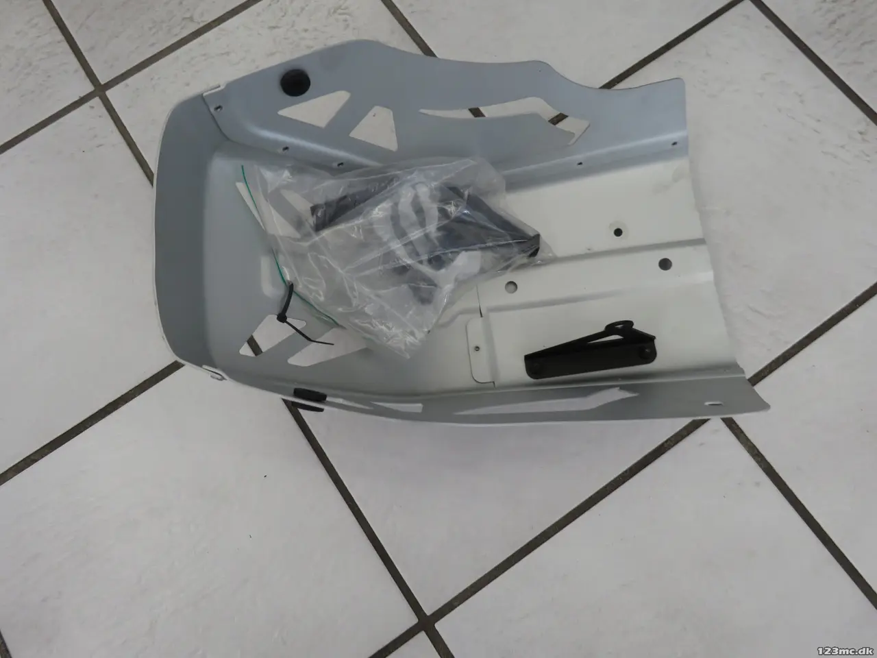Billede 2 - Motorskjold, alu, Suzuki DL650  2012-16