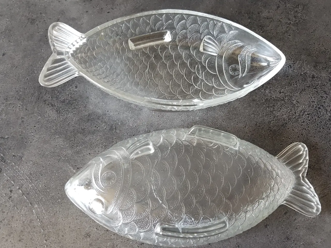 Billede 4 - Fiskefade i glas 2 stk.