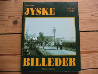 Leo Novrup. Jyske billeder -et liv med fotografiet