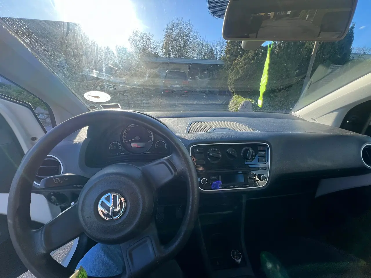 Billede 1 - VW UP, 1.0 bmt til salg,