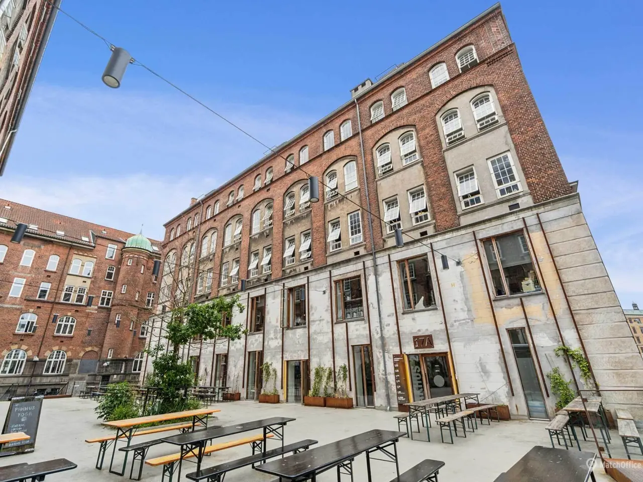 Billede 1 - Kontorlejemål med særpræg på Islands Brygge – optimal beliggenhed tæt ved metrostation.