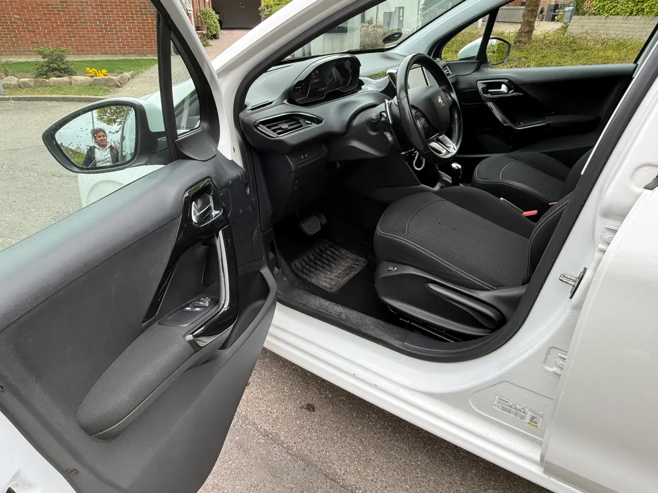 Billede 3 - Peugeot 208 med automatgear