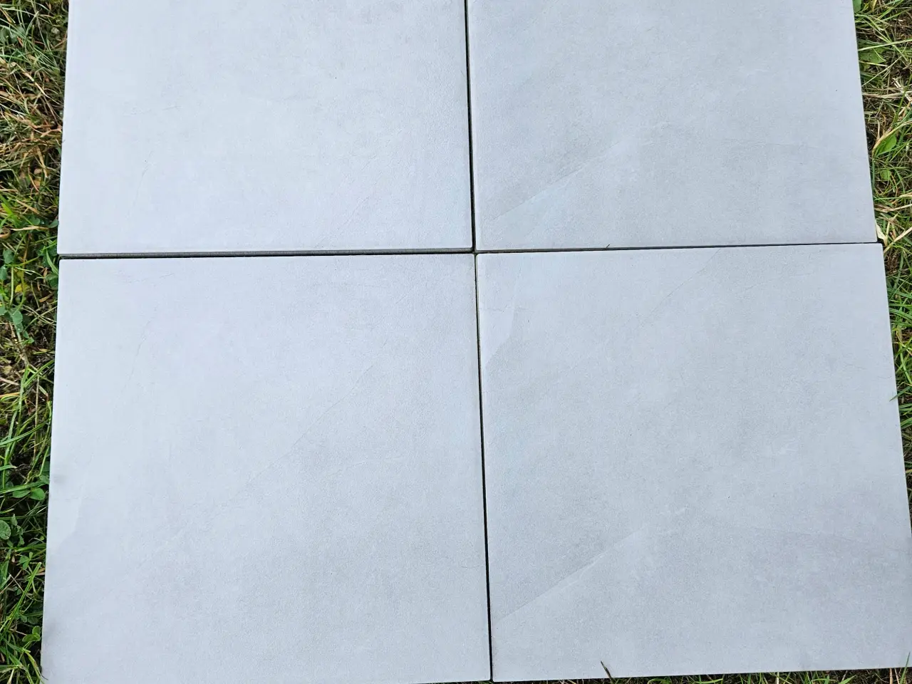 Billede 1 - Evers Klinker Grå 30x30 cm