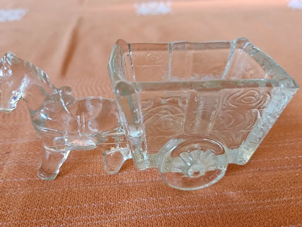 Billede 2 - 4 Saltkærrer i presset glas