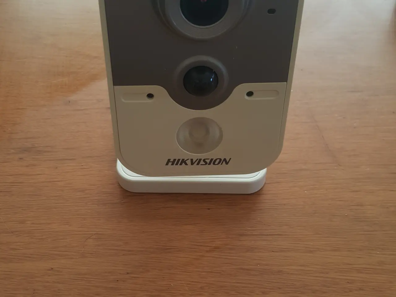 Billede 4 - hikvision ds-2cd2442fwd-iw (prisen er for 2 stk)