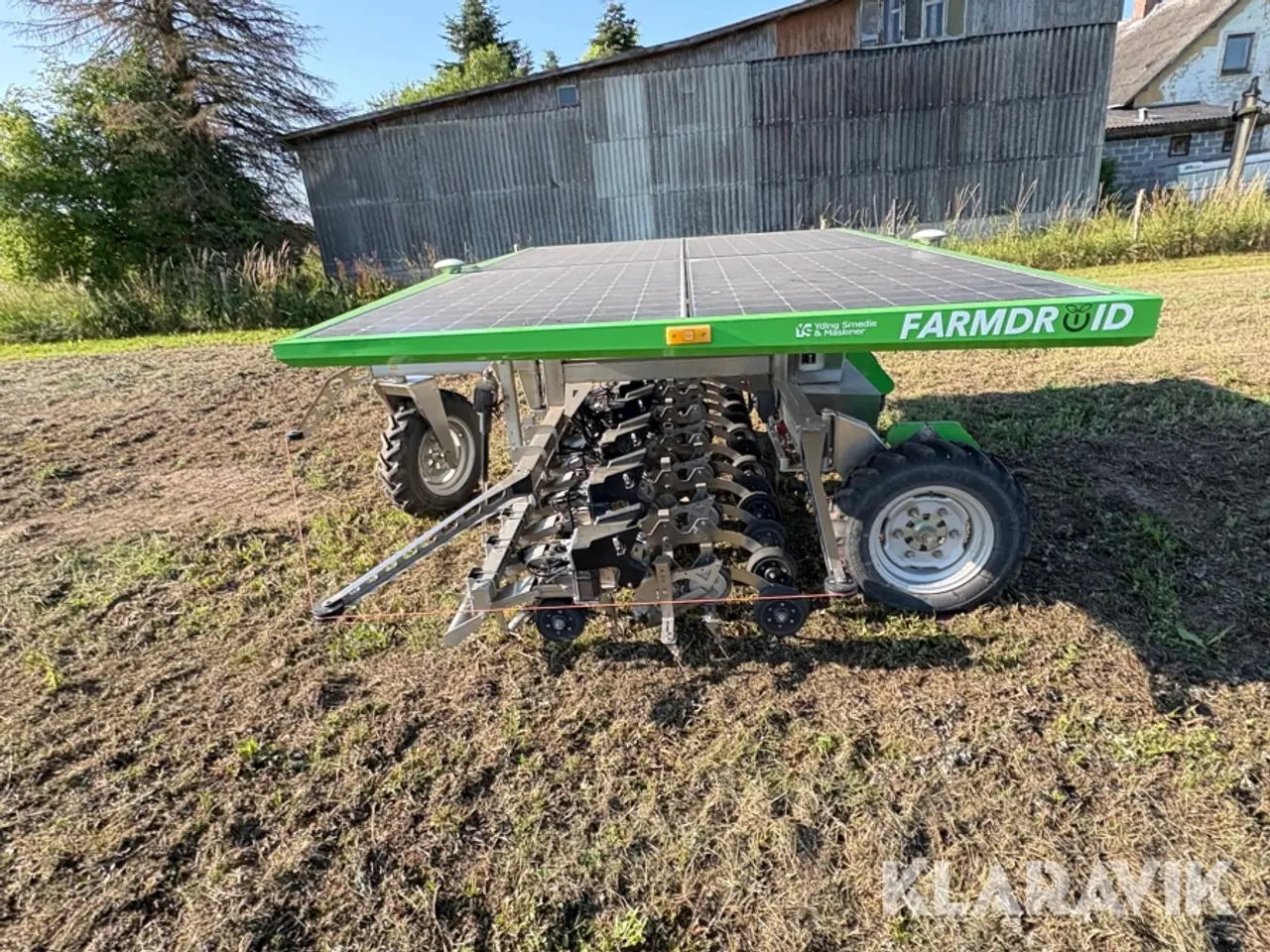 Billede 7 - Robot såmaskine samt raderenser Farmdruid FD20